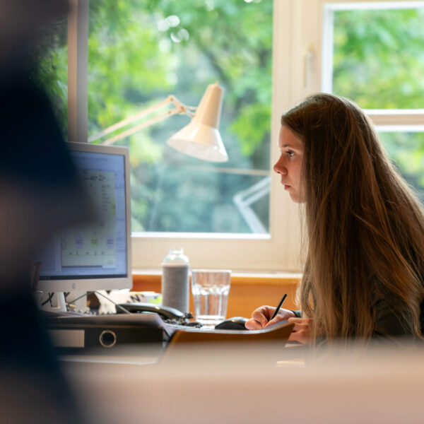 HW_Workplace_Q-2k-1262 HW_Workplace_Q-2k-1262