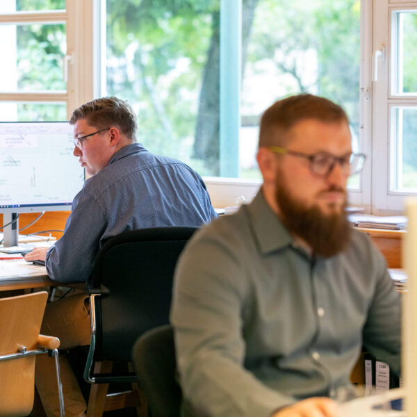 HW_Workplace_Q-2k-1277 HW_Workplace_Q-2k-1277